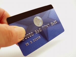 704554_plastic_cash.jpg
