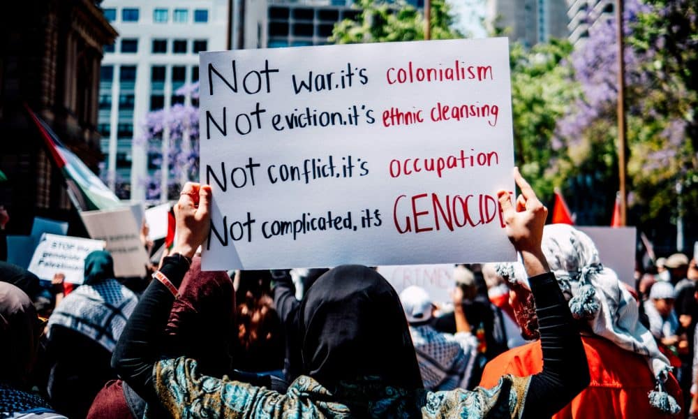 Prophetic etiquettes at protests