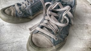 Old tennis shoes shoes