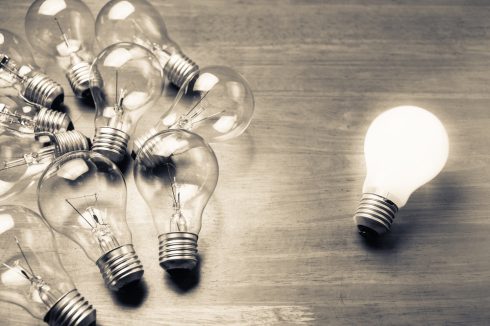 Lightbulb glows will other lightbulbs dont
